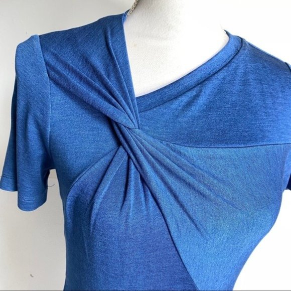 Elie Tahari Blue Short Sleeve Mini Sweater Dress - Picture 2 of 8